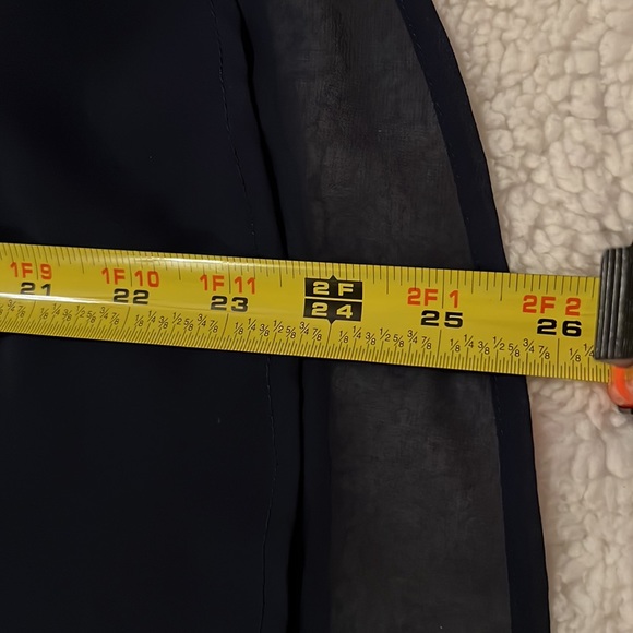 Japna Sleeveless Blouse
Size: Large
Color: Blue - Picture 7 of 9